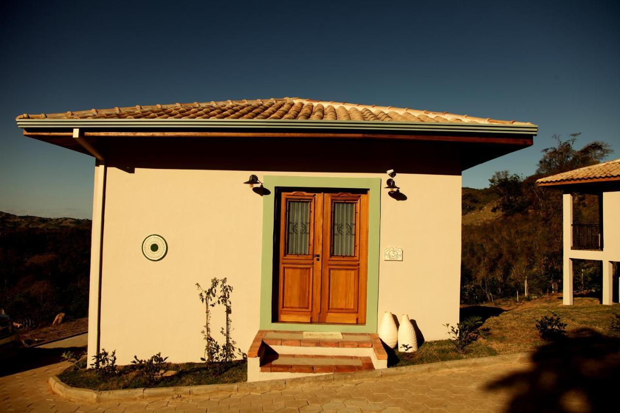 Solario Chales Otel Bueno Brandão Dış mekan fotoğraf